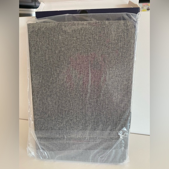 ESR iPad mini (6th generation) case. - Picture 7 of 7